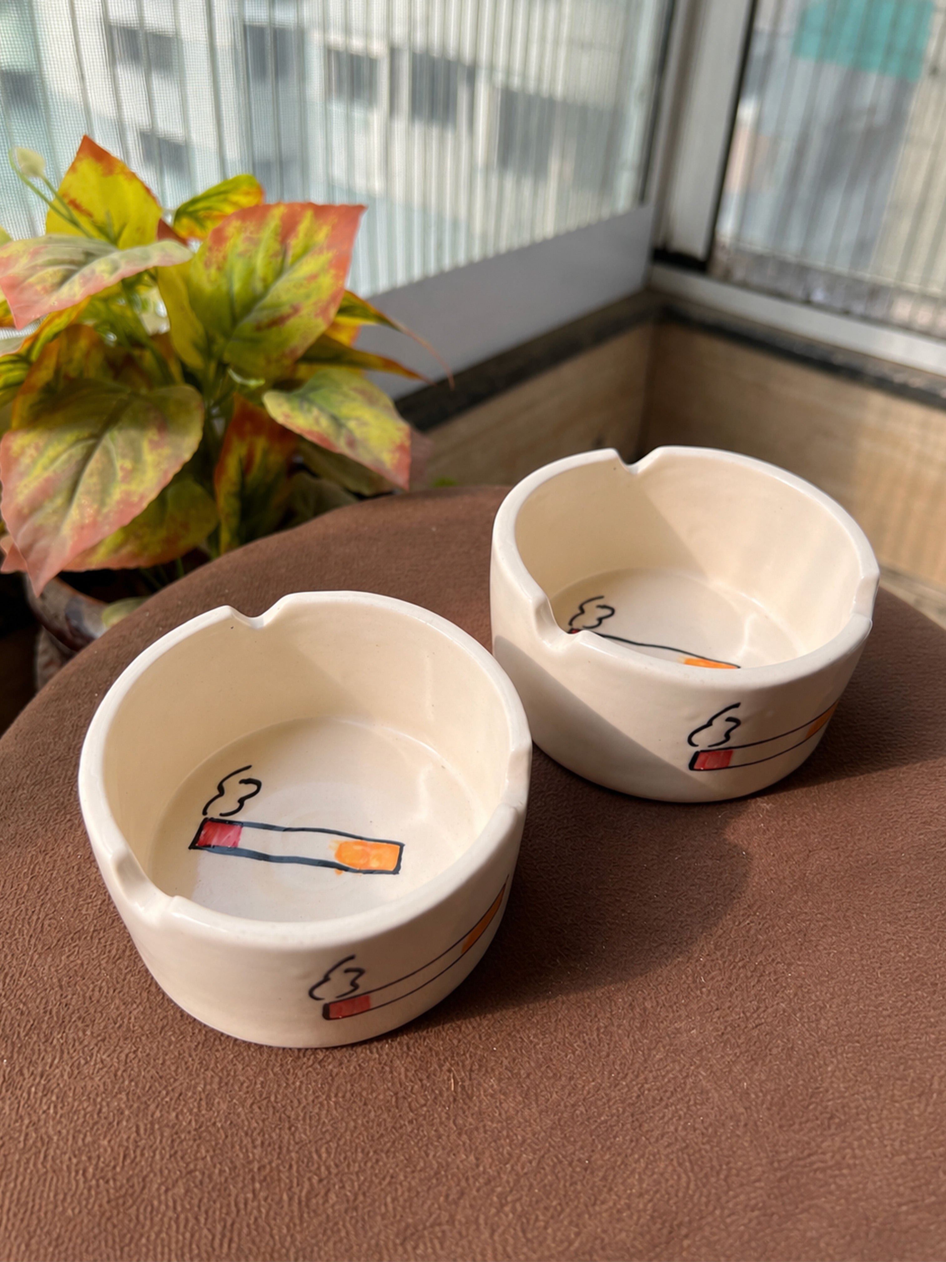 Ceramic Ashtray 🚬 (Pack of 2)