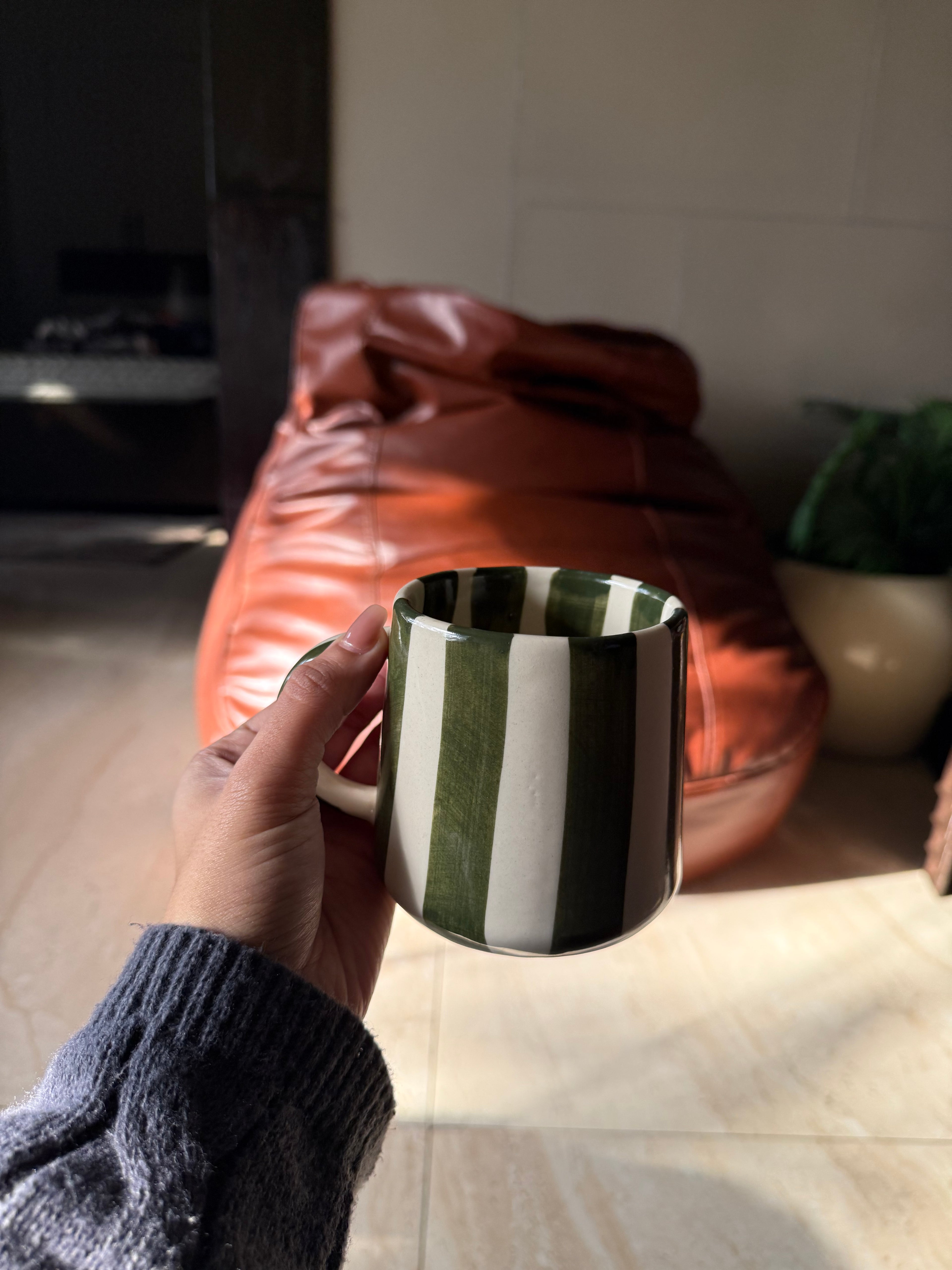 Green stripes mug