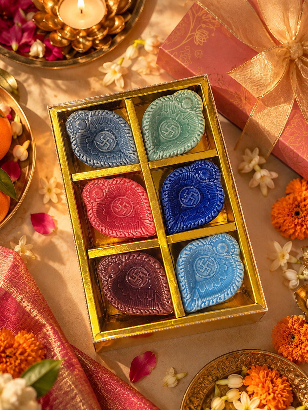 Mittiraa Home Colourful Ceramic Diya Gift Set | Beautiful Gift Pack | Set of 4