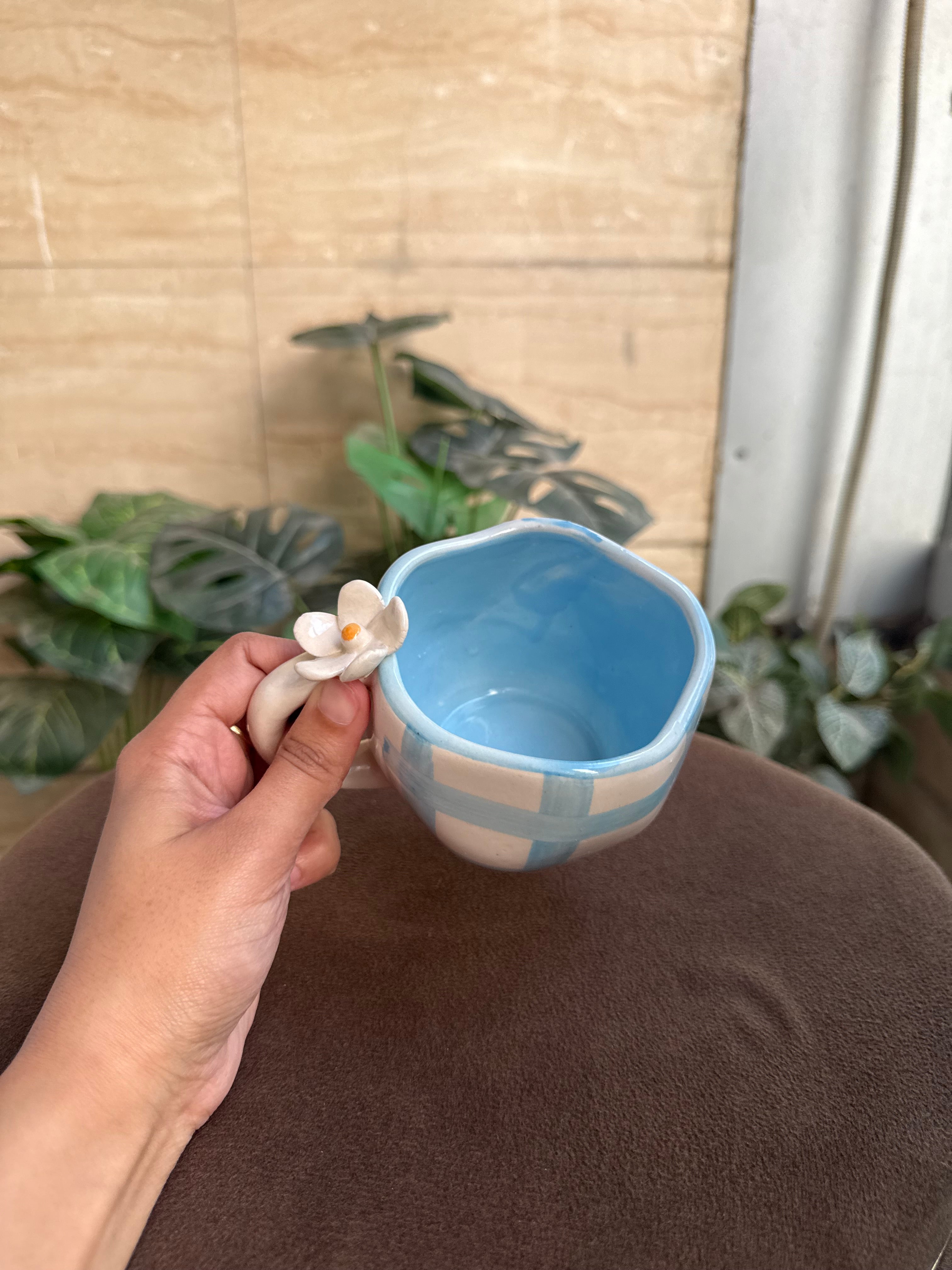 Blue Checks Flower Mug