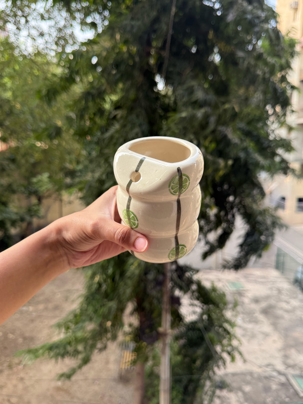 Mittiraa Home Lime Twist Ceramic Sipper with Steel Straw 🍋‍🟩