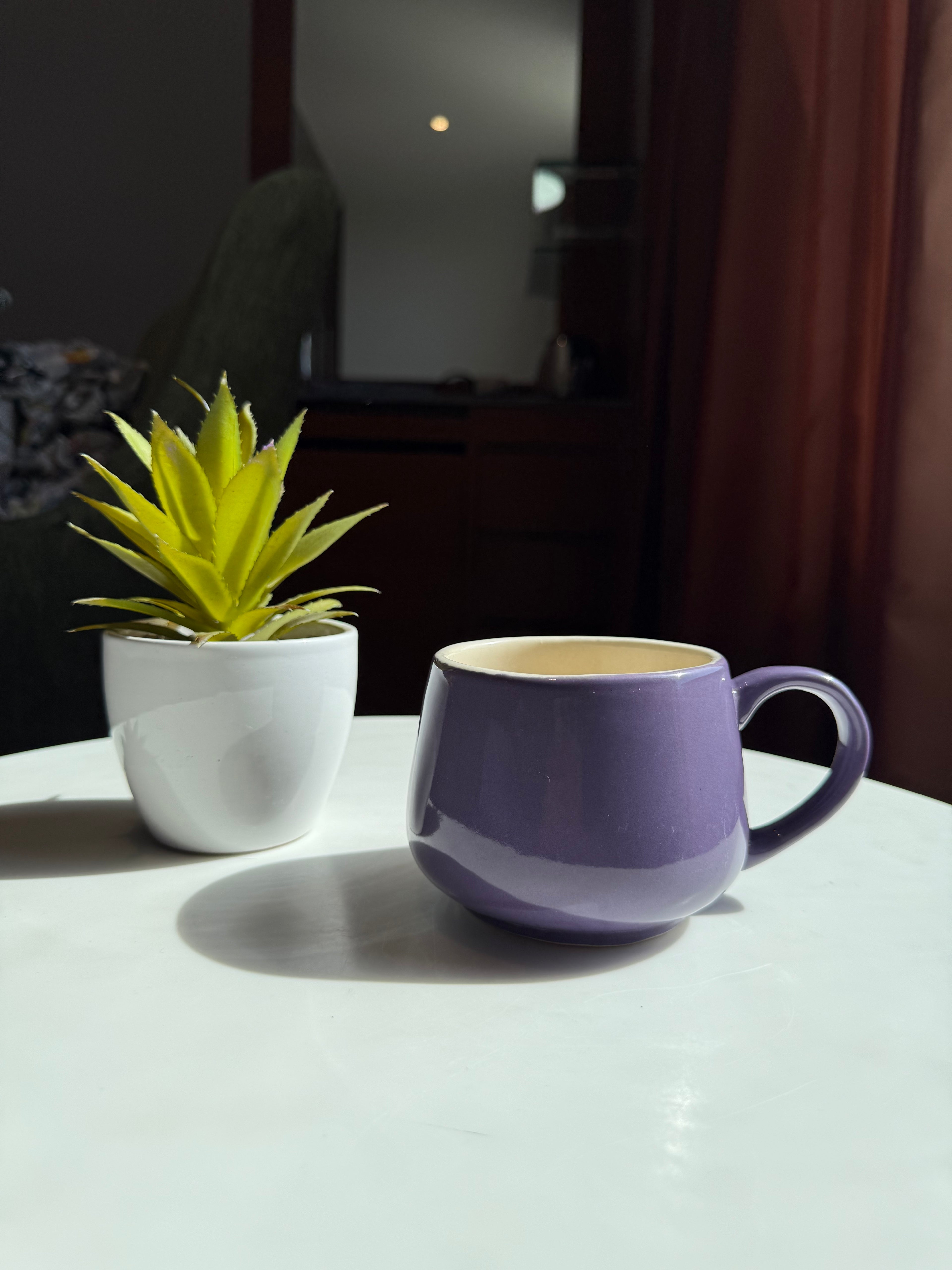 Purple round mug
