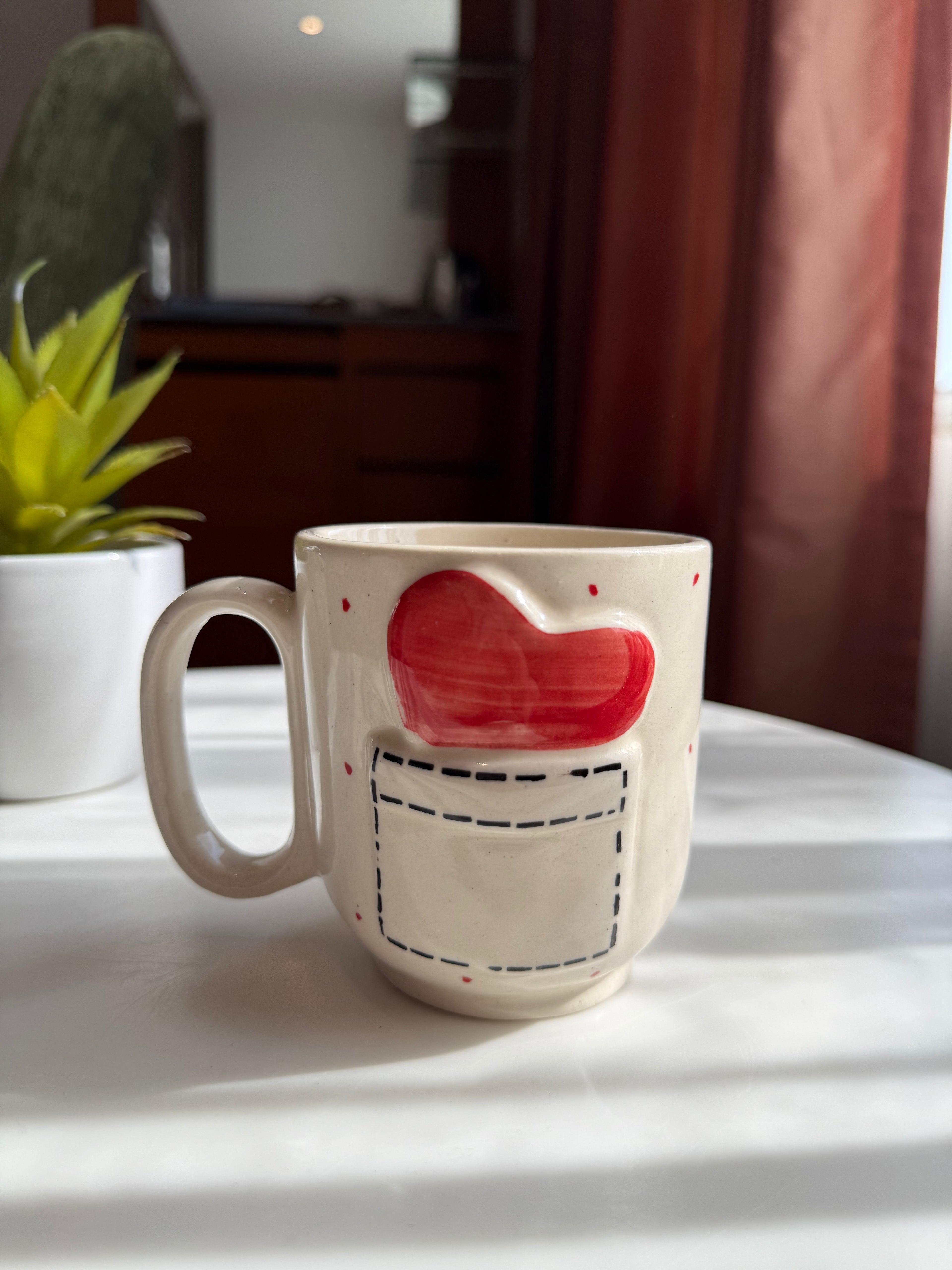 Pocket heart mug