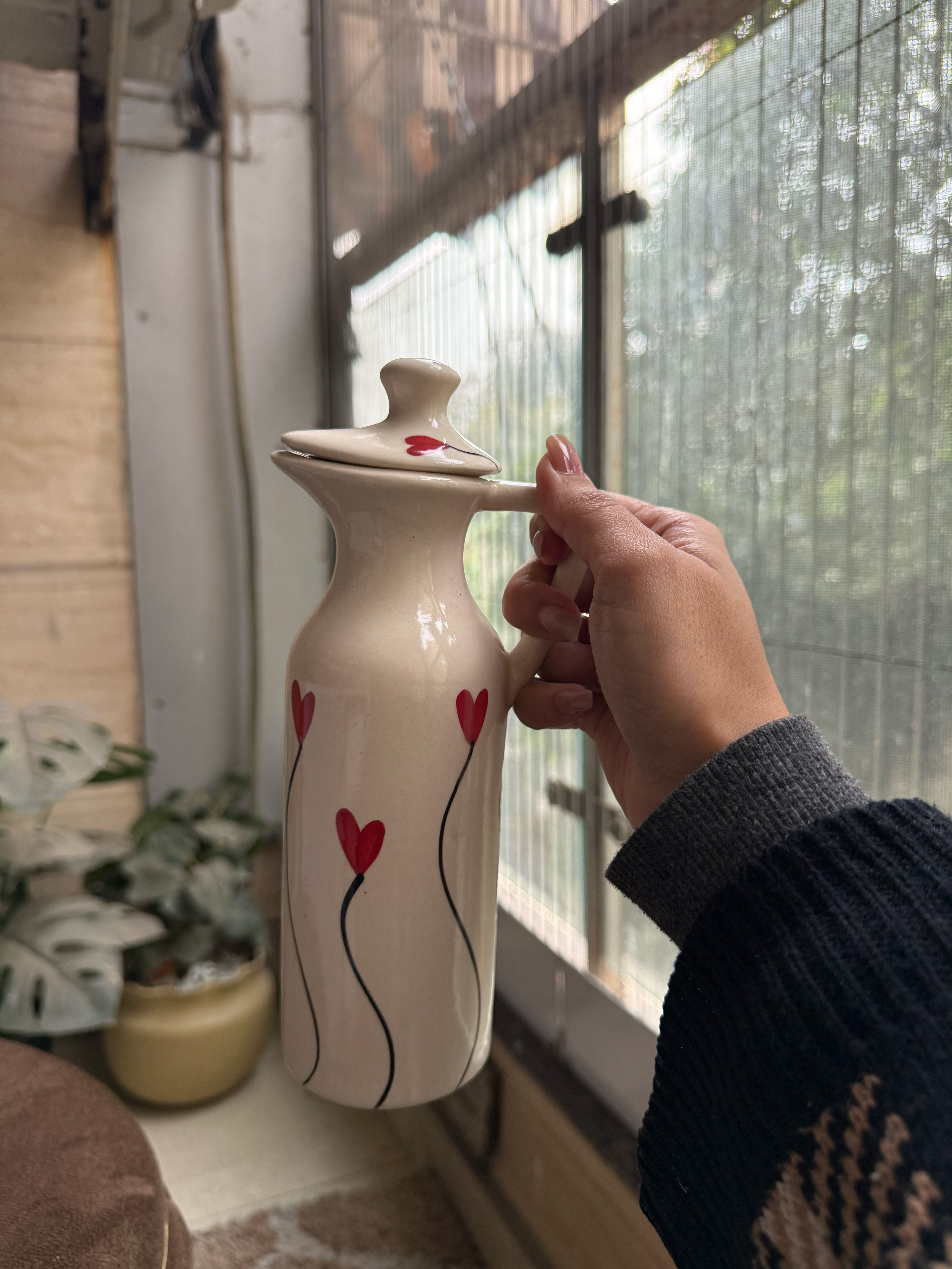 Heart Strings Oil Dispenser