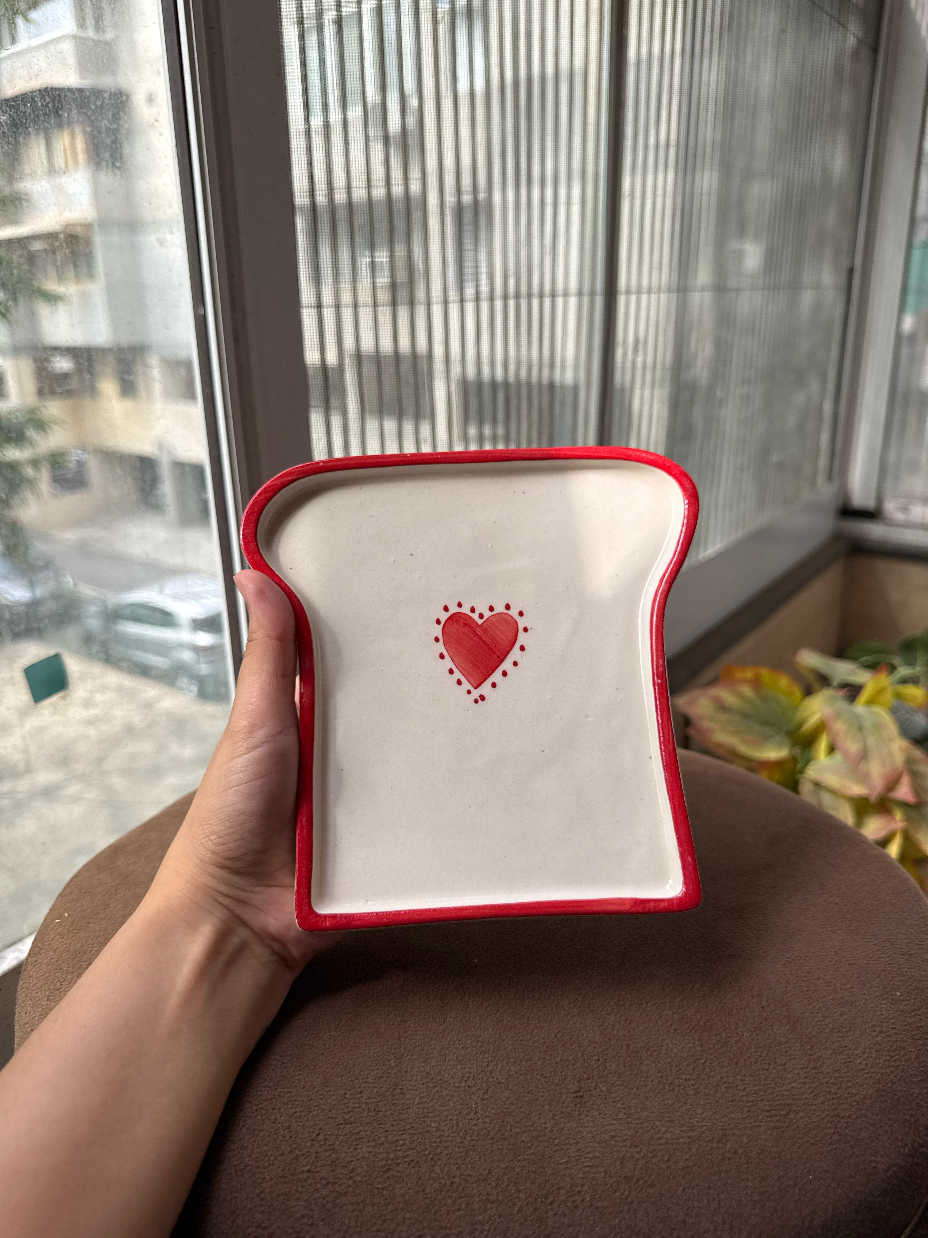 Heart Toast Plate ❤️🍞 (Set of 2)
