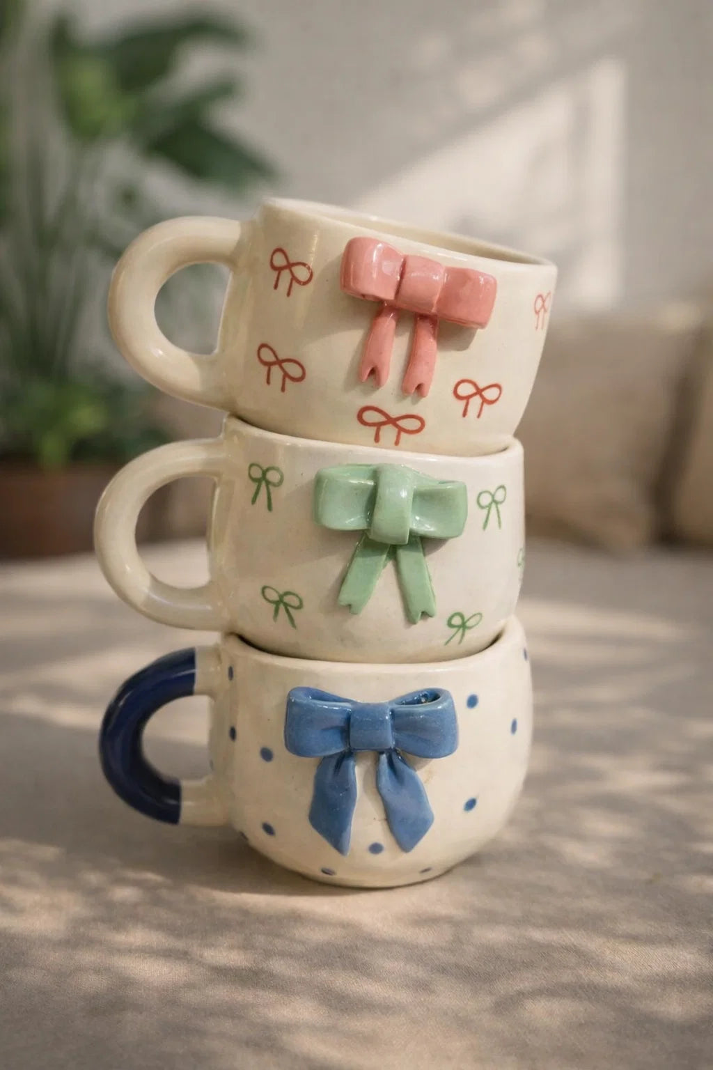 Bow mug